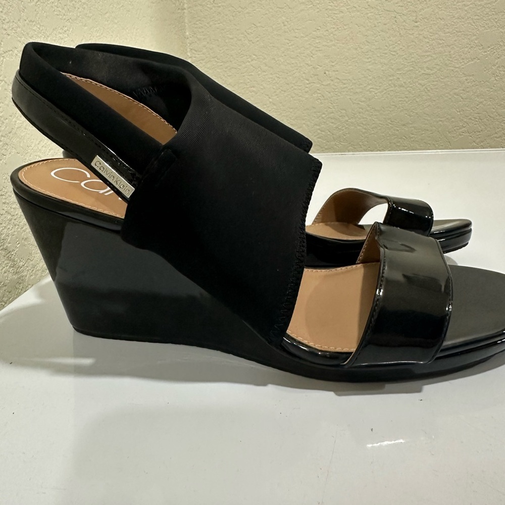 Never Worn Chic Calvin Klein Black Wedge Sandals